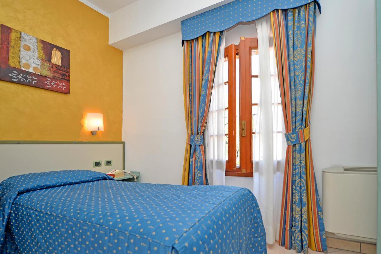 Albergo Valsangone Giaveno Kültér fotó
